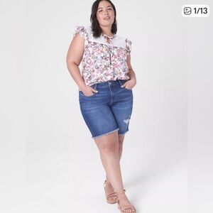 Lane Bryant Boyfriend Bermuda Jean shorts raw hem Mid-Rise cutoff BOHO size 18